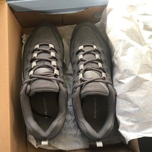 Brand new easy spirit walking shoes for women